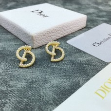 Kolczyki ze sztyftami z kolekcji limitowanej Christian Dior z logo CD Dior w kolorze białym i żółtym złotem Cena