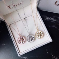 Dior Rose Des Vents Biały wisiorek z ośmioramienną gwiazdą z mopem, damski naszyjnik z diamentami, różowe złoto/żółte złoto/srebro