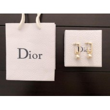 Christian Dior Prosty wisiorek z białej perły z żółtego złota w prostokątnej oprawie Kolczyki w Dubaju