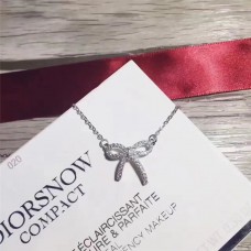 Naszyjnik z kokardą Tiffany z kryształkami i wisiorkiem w kształcie kokardy
