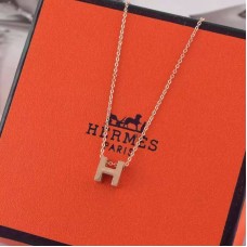 Naszyjnik Hermes “H” z różowego złota