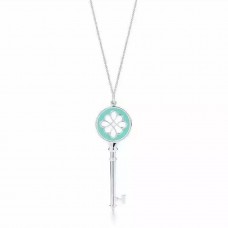 Naszyjnik z wisiorkiem Tiffany Keys Knot Key z niebieskiej emalii, cena w Dubaju