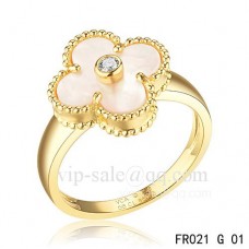 Pierścionek Van Cleef Alhambra z żółtego złota z białą masą perłową