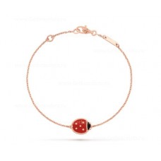 Bransoletka Van Cleef Arpels Lucky Long z zamkniętymi skrzydłami, biedronka, różowe złoto, karneol, onyks