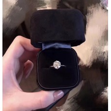 Pierścionek ze srebra próby 925 z oprawą Tiffany z jednym diamentem, prezent na Walentynki dla kobiet