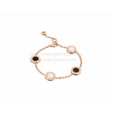 Bransoletka BVLGARI BVLGARI z różowego złota z masą perłową i onyksem Bransoletka BVLGARI BVLGARI z różowego złota z masą perłową i onyksem