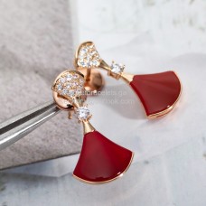 Kolczyki Bvlgari Divas Dream z karneolem i diamentami w jakości różowego złota