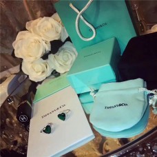 Pierścionek Tiffany Heart Emerald Crystals Edge Celebrity Cena w USA