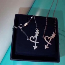 Naszyjnik Tiffany Palomas Graffiti Heart Arrow Crystals w kolorze srebrnym/różowego złota