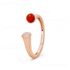 Bransoletka Van Cleef Arpels Perlee Couleurs z różowego złota z karneolem diamentowym