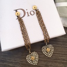 Cennik kolczyków Retro Dior La Petite Tribale z motywem serca i diamentami, z frędzlami i mosiężnymi zawieszkami
