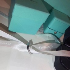 Tiffany Co. Wąska opaska z kryształkami Street