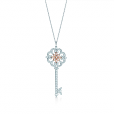 Naszyjnik z wisiorkiem Tiffany Keys Enchant Primrose Key z kamieniami szlachetnymi, wyprzedaż DC dla kobiet
