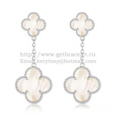 Kolczyki Van Cleef Arpels Magic Alhambra z białego złota z białą masą perłową