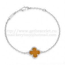 Bransoletka Van Cleef Arpels Sweet Alhambra z białego złota z masą perłową tygrysie oko
