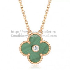 Wisiorek Van Cleef Arpels Alhambra z różowego złota z masą perłową malachitową i okrągłymi diamentami