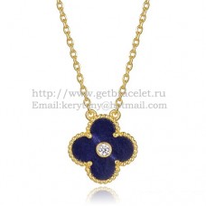 Wisiorek Van Cleef Arpels Alhambra z żółtego złota z kamieniem lapis lapis z masy perłowej i okrągłymi diamentami
