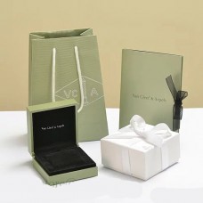  Pudełko na naszyjnik Van Cleef Arpels